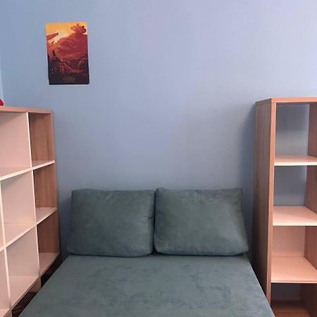 Біля Залізничного Вокзалу Вулиця Олени Степанівни 33Б Apartment Lviv Ngoại thất bức ảnh