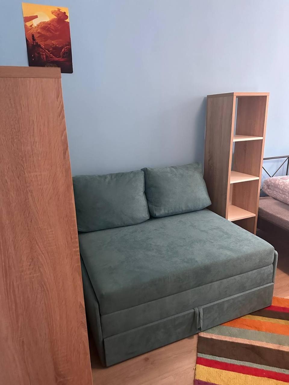 Біля Залізничного Вокзалу Вулиця Олени Степанівни 33Б Apartment Lviv Ngoại thất bức ảnh