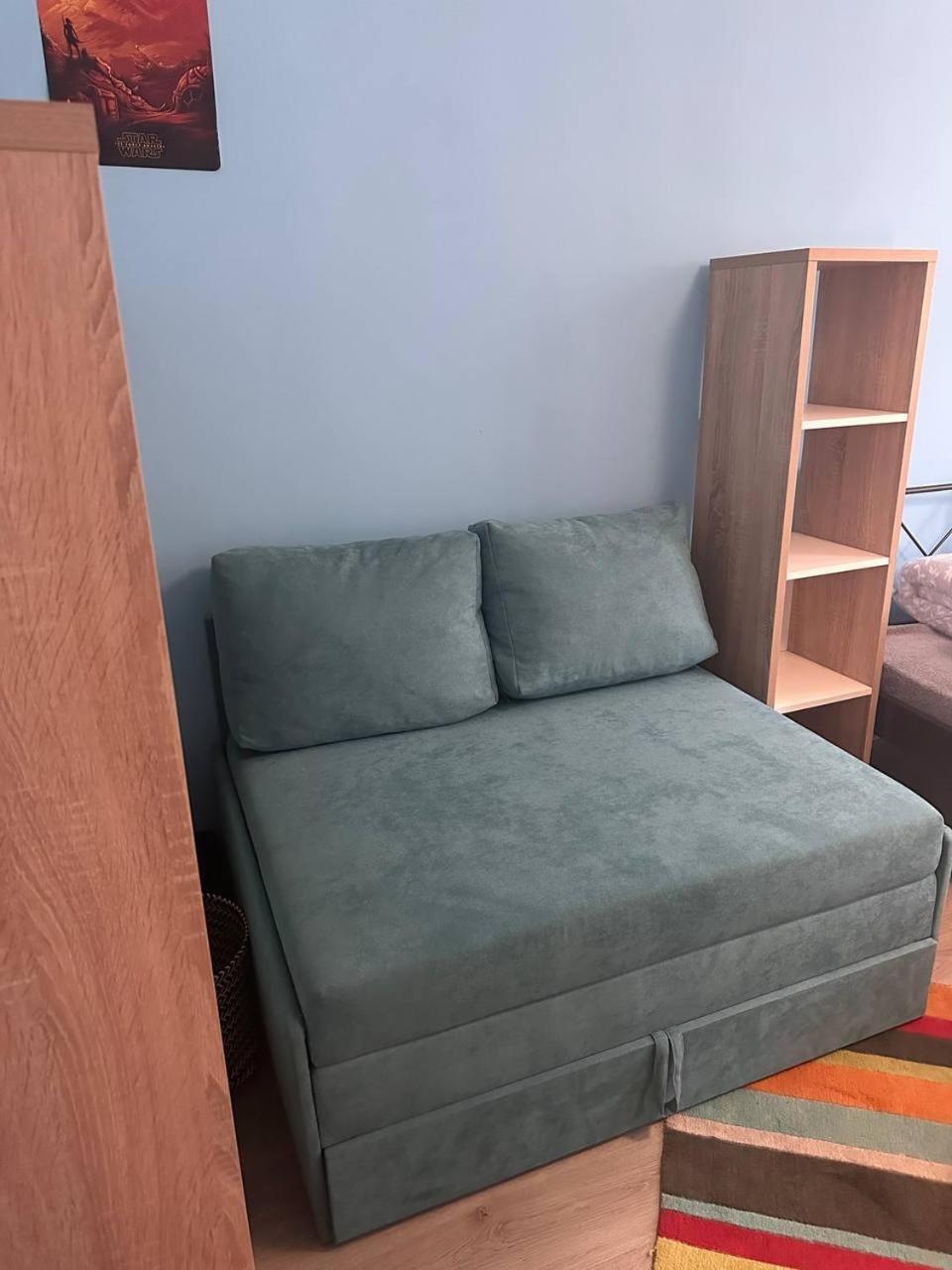 Біля Залізничного Вокзалу Вулиця Олени Степанівни 33Б Apartment Lviv Ngoại thất bức ảnh